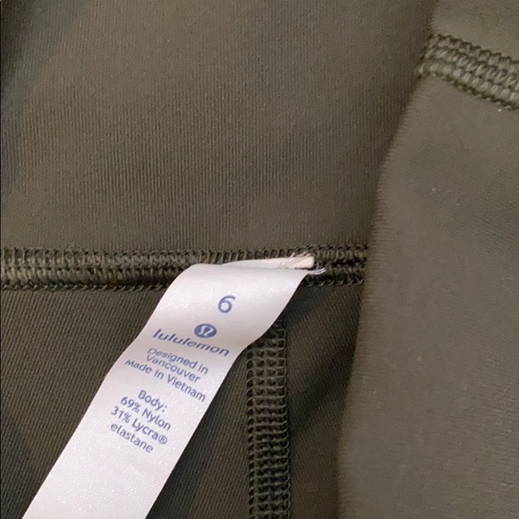 Lululemon luxtreme capris - Picture 4 of 4